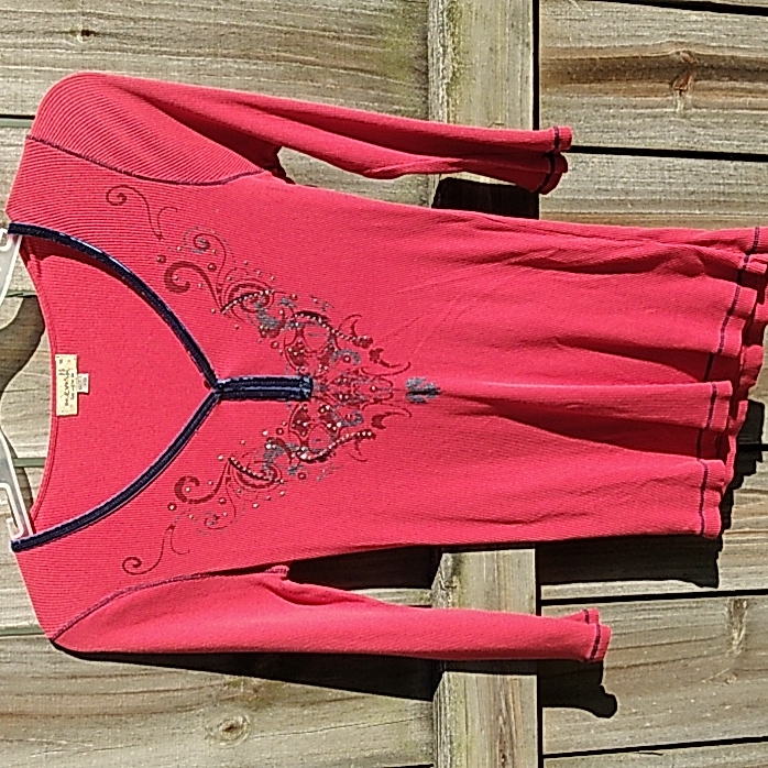 Juniors Top Size Medium One World Brand Juniors Top Size Medium One World Brand